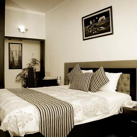 Royal Elegance Hotel Lahaur Zewnętrze zdjęcie