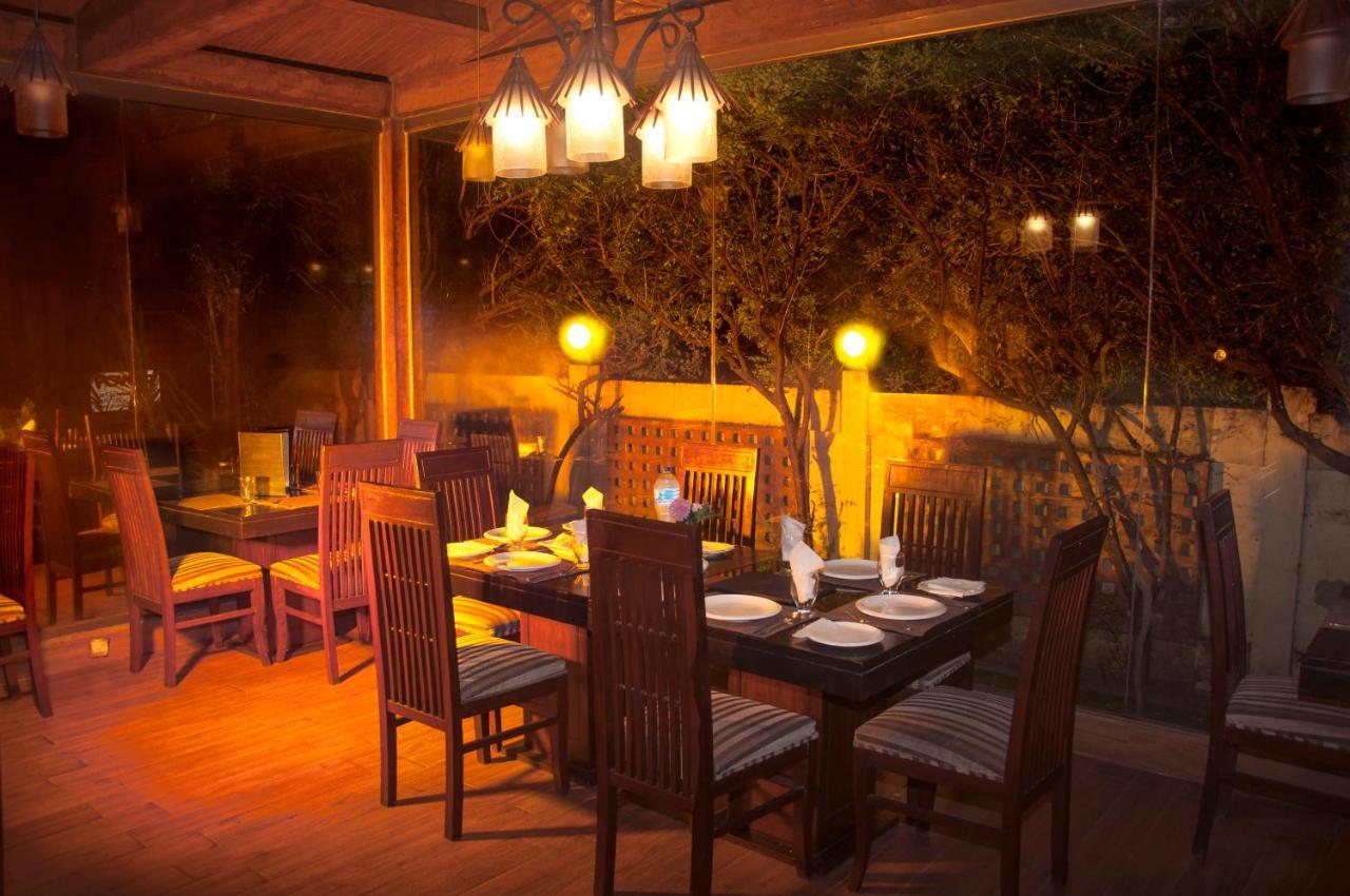 Royal Elegance Hotel Lahaur Zewnętrze zdjęcie