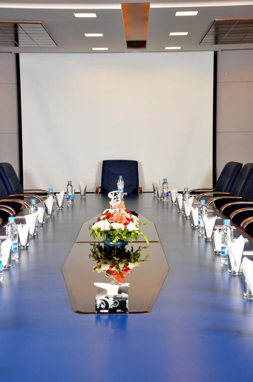 Royal Elegance Hotel Lahaur Zewnętrze zdjęcie
